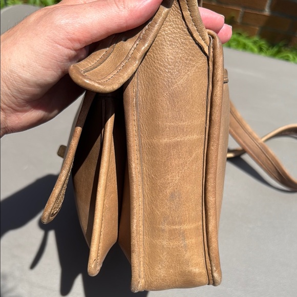 COACH 9875 Vintage Pocket Bag Putty Tan Leather Shoulder Bag or Crossbody - Picture 11 of 17
